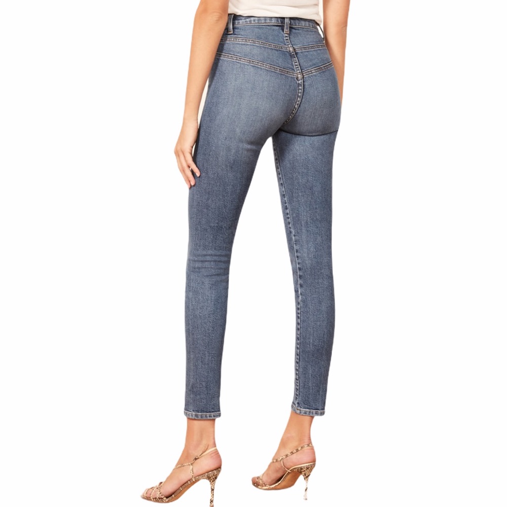 NWOT Reformation Jeans Suzie Jean, Wash Rhine, 23